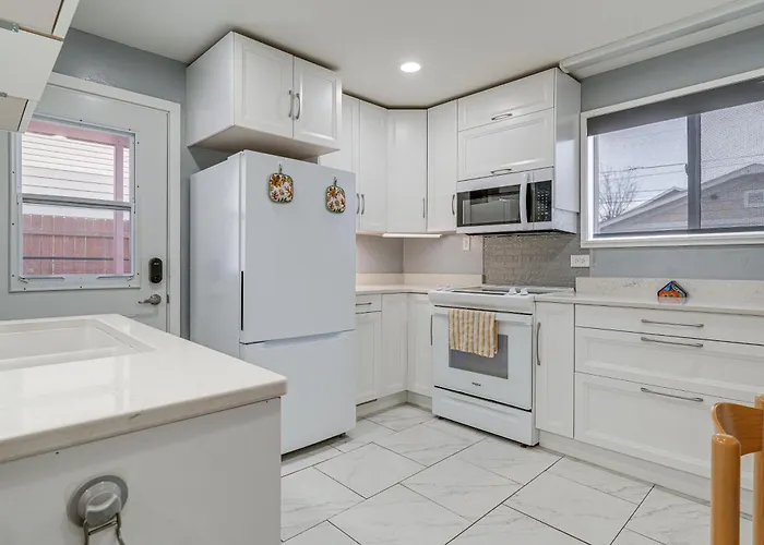 Appartement Downtown Gem! Super Walkable *
